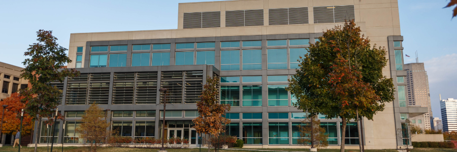 Students exploring academic buildings and classrooms at IU Indianapolis