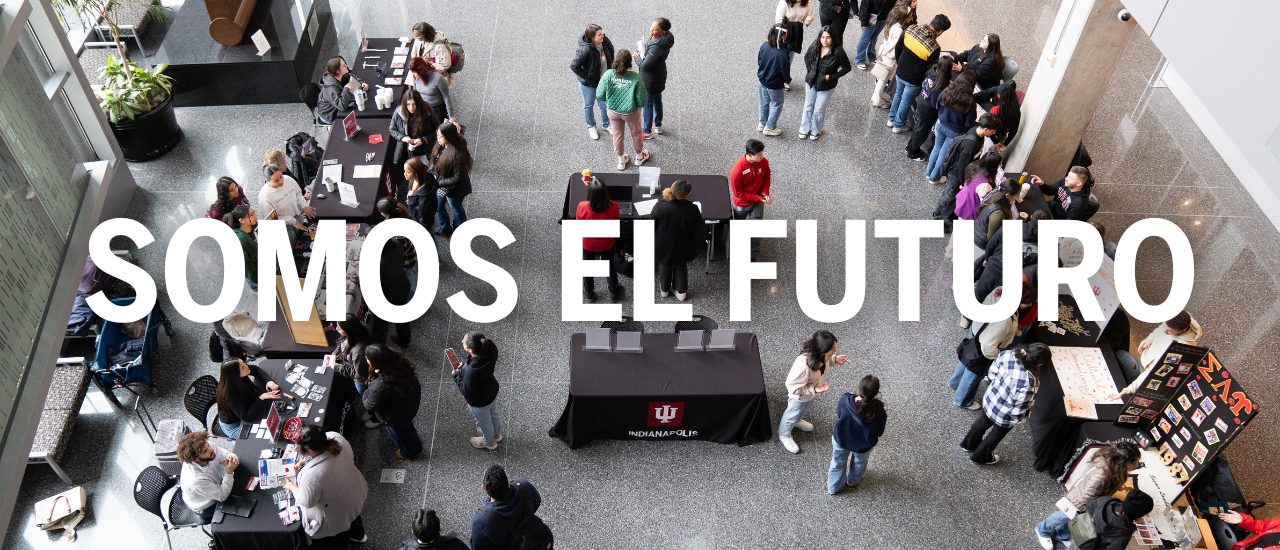 Overhead view of the resource fair at Somos El Futuro with font Somos el Futuro on top of image