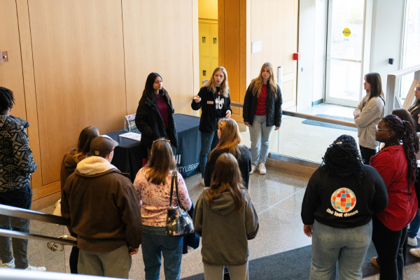 Students touring University Library at IU Indianapolis